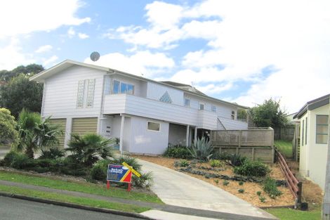 Photo of property in 14 Tamatea Drive, Snells Beach, 0920