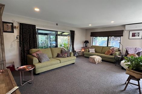 Photo of property in 9a Holden Avenue, Holdens Bay, Rotorua, 3010