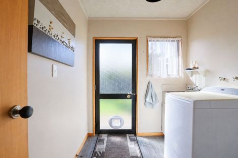 Photo of property in 67 Bowen Street, Cambridge, 3434