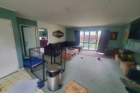 Photo of property in 98 Settlement Road, Papakura, 2110