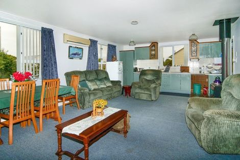 Photo of property in 62 Domett Street, Westport, 7825