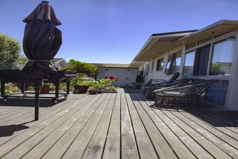 Photo of property in 1/1 Rosebank Terrace, Stoke, Nelson, 7011