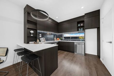 Photo of property in 5/220 Pakuranga Road, Pakuranga Heights, Auckland, 2010