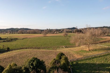 Photo of property in 150 Monument Road, Clevedon, 2582