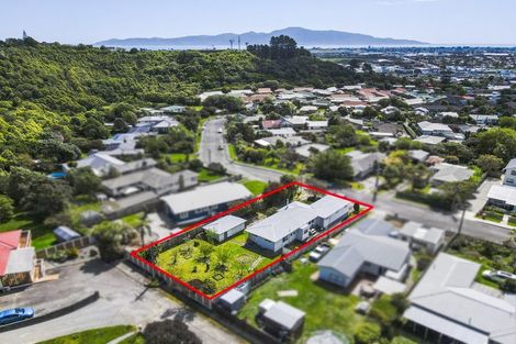 Photo of property in 46 Kaitawa Crescent, Paraparaumu, 5032