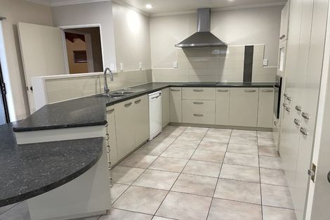 Photo of property in 14 South Street, Feilding, 4702