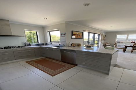 Photo of property in 10 Mauku Lane, Greenhithe, Auckland, 0632