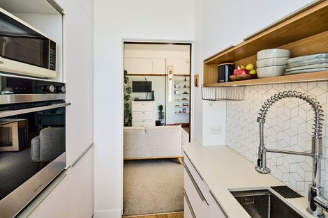 Photo of property in Blythswood Flats, 8/3 Aro Street, Aro Valley, Wellington, 6021