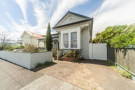 Photo of property in 18 Aurora Street, Petone, Lower Hutt, 5012