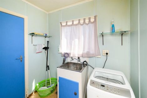 Photo of property in 13 Hunia Street, Marton, 4710