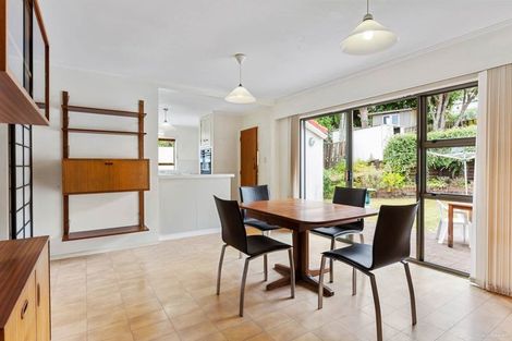 Photo of property in 53 Kennedy Avenue, Forrest Hill, Auckland, 0620