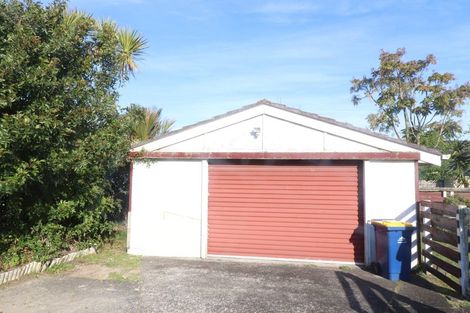Photo of property in 1 Ngatoa Place, Glenfield, Auckland, 0629