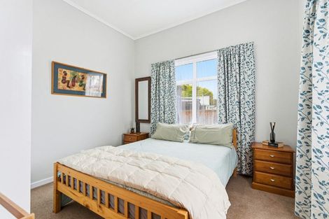 Photo of property in 52 Parsons Street, Saint Johns Hill, Whanganui, 4501