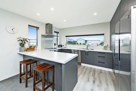 Photo of property in 10 Longcot Drive, Rolleston, 7615