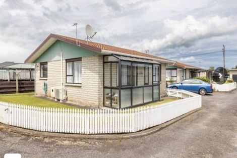 Photo of property in 2/151 Carrington Street, Lower Vogeltown, New Plymouth, 4310