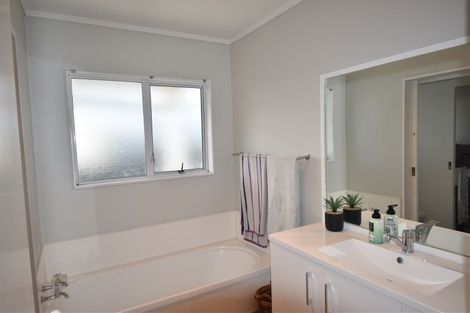 Photo of property in 9 Snell Street, Morrinsville, 3300