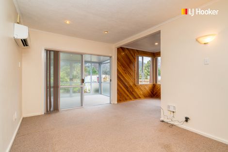 Photo of property in 33 Albertson Avenue, Port Chalmers, 9023