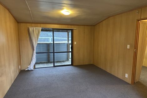 Photo of property in 188 Lake Road, Northcote, Auckland, 0627