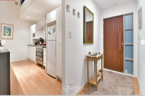 Photo of property in 117 Roberta Crescent, Orewa, 0931