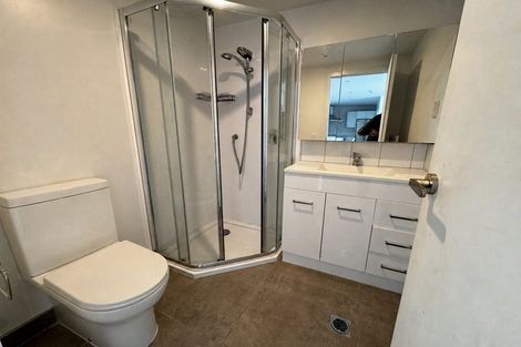 Photo of property in 102/28b Eileen Newey Place, Henderson, Auckland, 0612