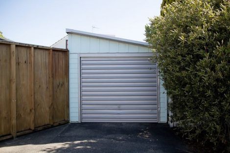 Photo of property in 2/11 Bauchop Road, Waterloo, Lower Hutt, 5011