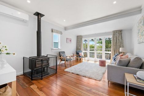 Photo of property in 9 Tarawera Road, Johnsonville, Wellington, 6037