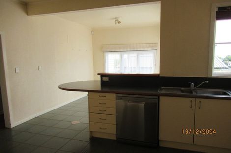 Photo of property in 1/15 Gilfillan Street, Blockhouse Bay, Auckland, 0600