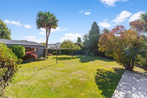 Photo of property in 16 Adams Place, Woolston, Christchurch, 8023