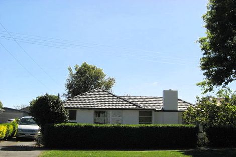 Photo of property in 18 Guildford Street, Burnside, Christchurch, 8053