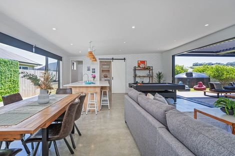 Photo of property in 31 Longreach Drive, Cooks Beach, Whitianga, 3591