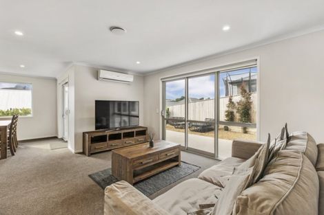 Photo of property in 64 Hillpark Drive, Pokeno, 2402