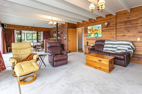 Photo of property in 195 Paku Drive, Tairua, 3508