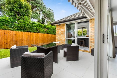 Photo of property in 16b Neil Avenue, Te Atatu Peninsula, Auckland, 0610