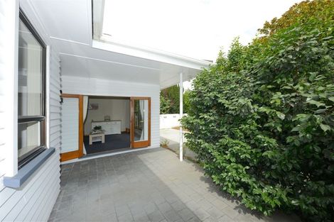 Photo of property in 112 Memorial Avenue, Burnside, Christchurch, 8053