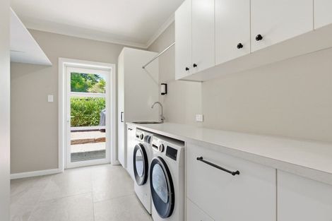 Photo of property in 17 Kauri Place, Pahiatua, 4910