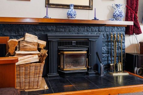 Photo of property in 376 Pohangina Road, Ashhurst, 4884