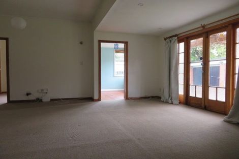 Photo of property in 8 Tirangi Road, Moera, Lower Hutt, 5010