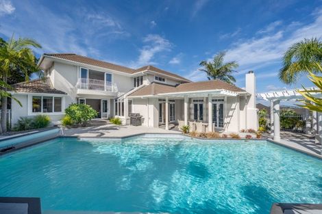 Photo of property in 38 Anaheim Boulevard, Shamrock Park, Auckland, 2016