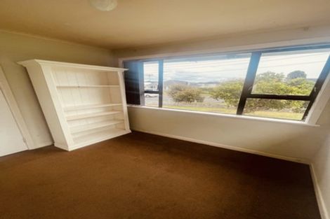 Photo of property in 1/56 Hayr Road, Three Kings, Auckland, 1042