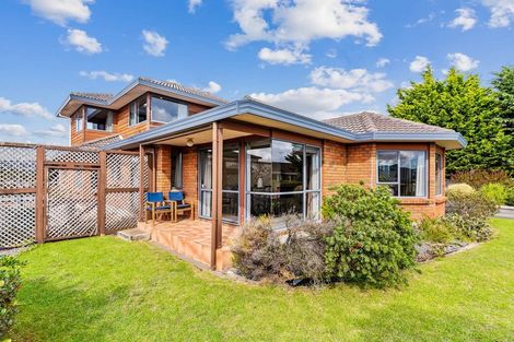 Photo of property in 9 Trinity Place, Paraparaumu Beach, Paraparaumu, 5032