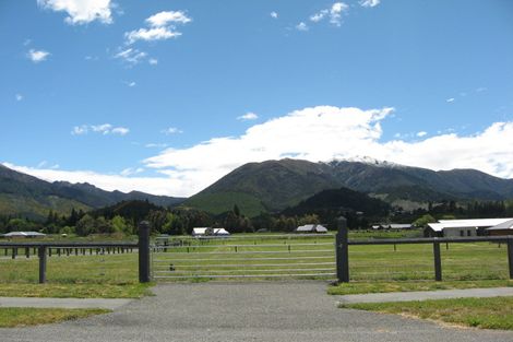Photo of property in 16 Lochiel Drive, Hanmer Springs, 7334
