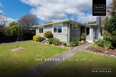 Photo of property in 40 Larchmont Grove, Totara Park, Upper Hutt, 5018