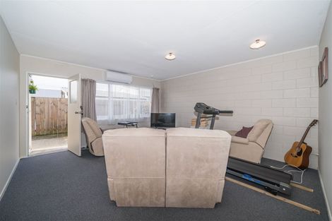 Photo of property in 3/8 Dahlia Street, Palmerston North, 4410