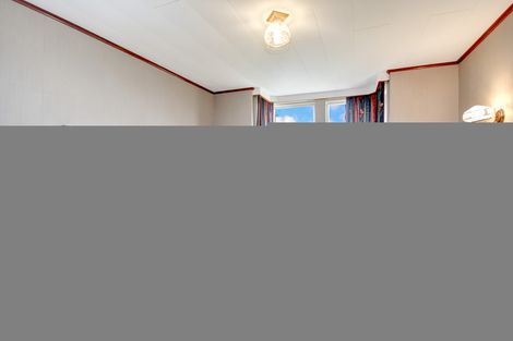Photo of property in 37 Oxford Street, South Dunedin, Dunedin, 9012