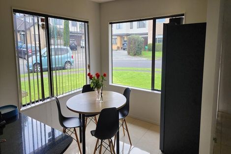 Photo of property in 11 Heidi Crescent, Flat Bush, Auckland, 2016