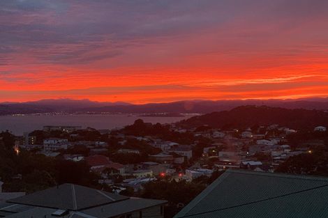 Photo of property in 77 Todman Street, Brooklyn, Wellington, 6021