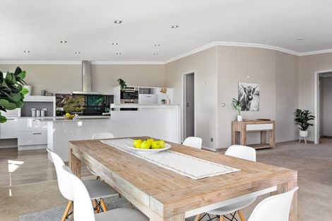 Photo of property in The Heads, 6/29 Muriwai Drive, Whakatane, 3120