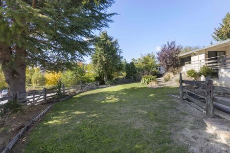 Photo of property in 7 Old Bridge Road, Bridge Hill, Alexandra, 9320