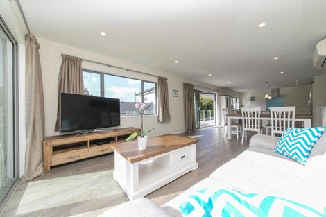 Photo of property in 30 Wautaiti Drive, Riverhead, 0820