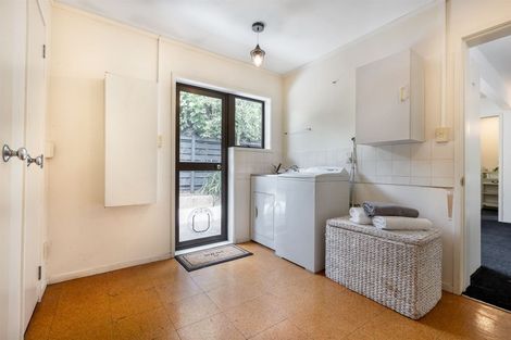 Photo of property in 3 Fielding Crescent, Farm Cove, Auckland, 2012